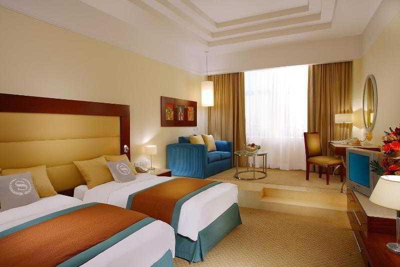 Helnan Dream Hotel And Conference Center 6th of October City Eksteriør billede A room at the hotel