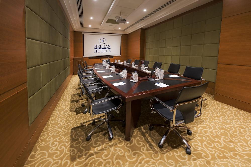 Helnan Dream Hotel And Conference Center 6th of October City Eksteriør billede Meeting room