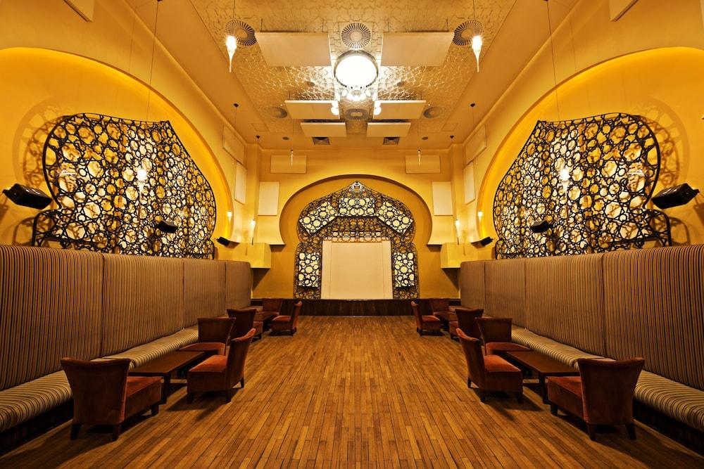 Helnan Dream Hotel And Conference Center 6th of October City Eksteriør billede The interior of the main hall