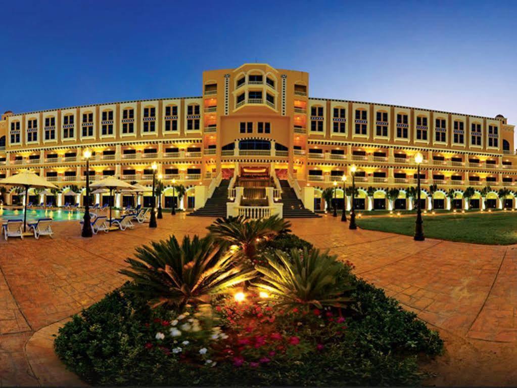 Helnan Dream Hotel And Conference Center 6th of October City Eksteriør billede The Mirage